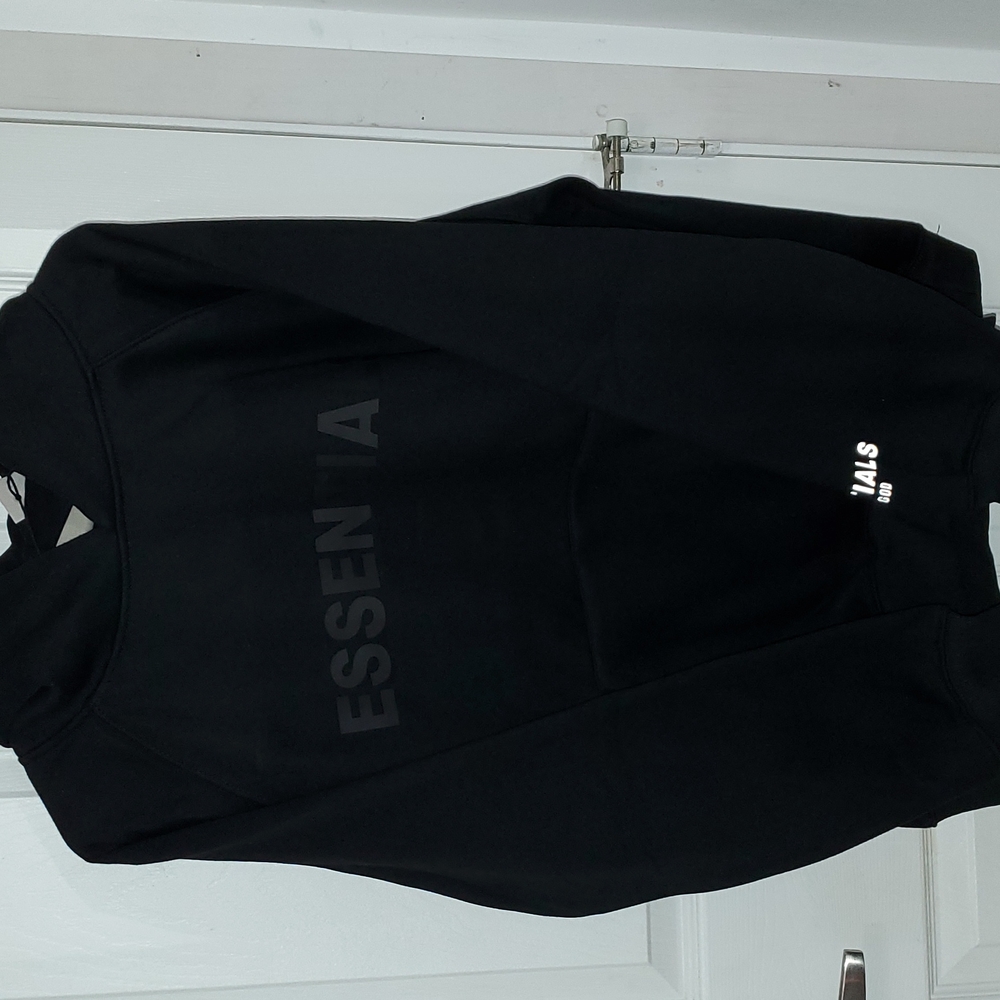 Fear of God Essentials Large Black hoodie